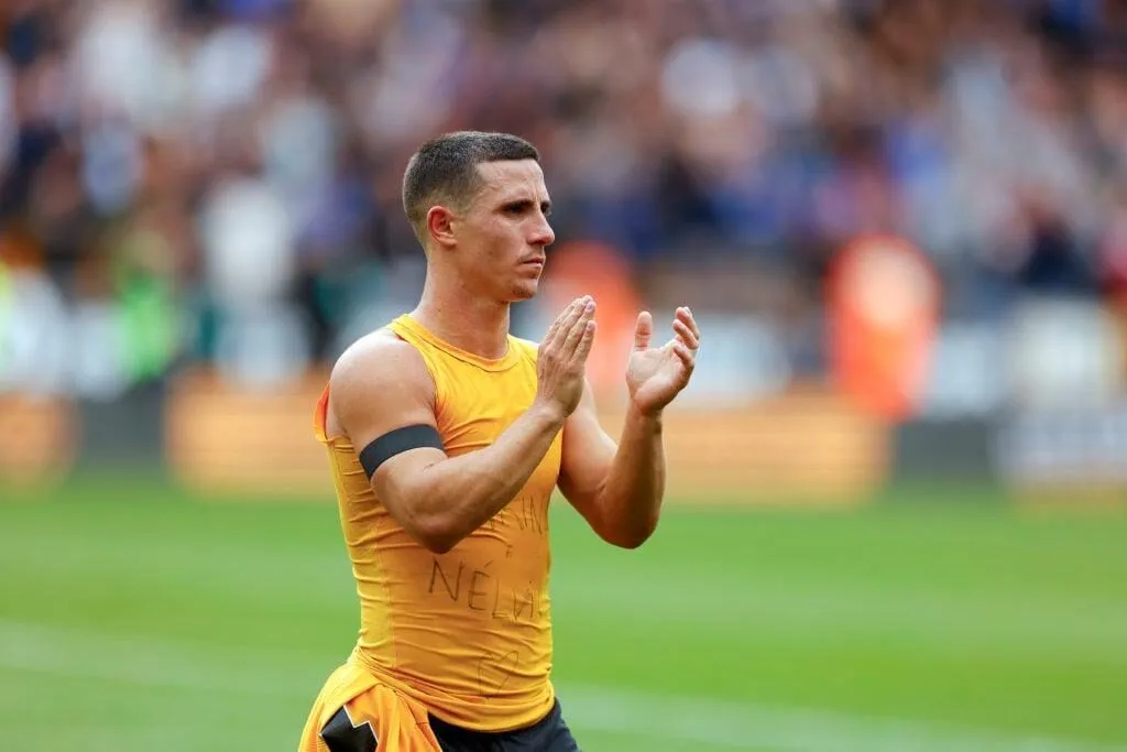 Daniel Podence của Wolverhampton Wanderers phản ứng trong trận đấu Premier League giữa Wolverhampton Wanderers FC và Chelsea FC tại Molineux